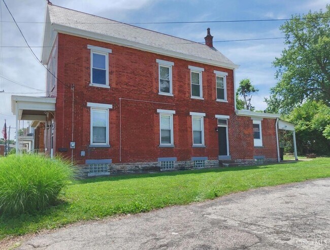 Building Photo - 15 Bertus St