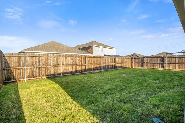 Building Photo - 10357 Rosegreen Ln