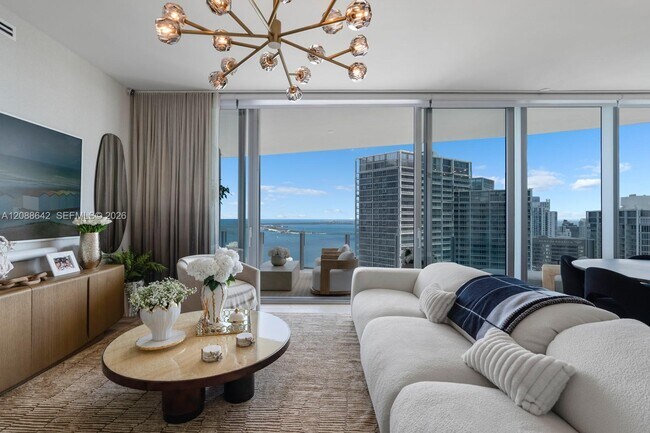 Building Photo - 300 Biscayne Blvd Way