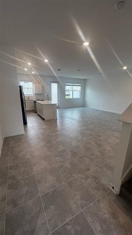 Building Photo - 320 Nine Iron Dr