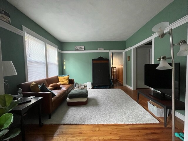 Building Photo - 29 Enfield Ave