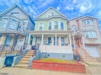 Building Photo - 411 Fulton St