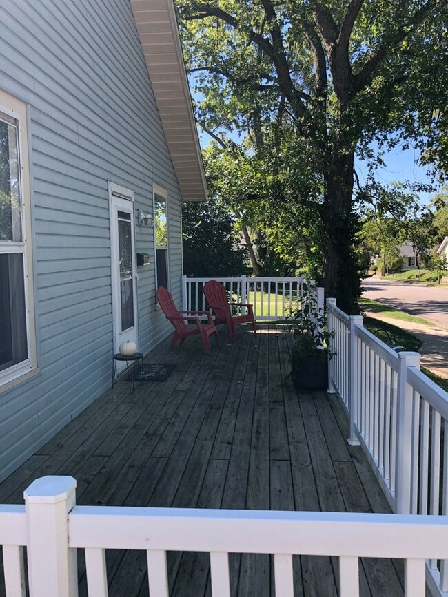 Building Photo - Available August 2026;  Monthly Rent $3,15...
