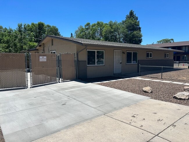 Building Photo - Move in Special!!  $500 off your first month for a lease signed by August 15, 2026 !!!Single leve...