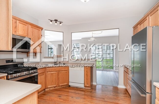 Building Photo - 313 Manning Dr