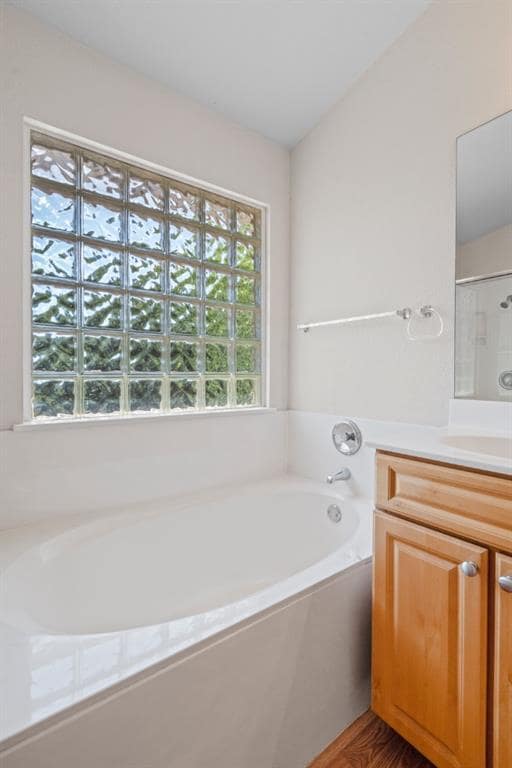 Building Photo - 10520 Fosseway Dr