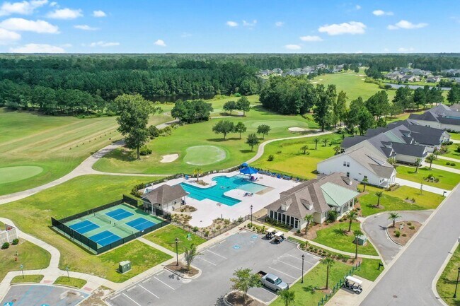 Building Photo - 567 Dreher Dr