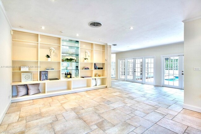 Building Photo - 3 br, 2.5 bath House - 171 Edgewater Dr