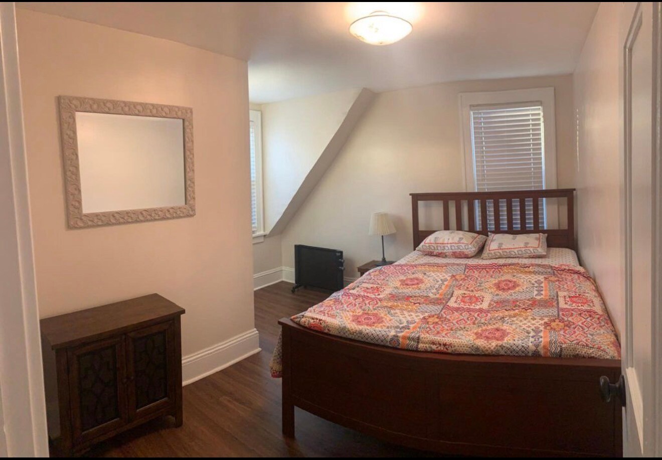 Building Photo - 29 Cardinal Ave