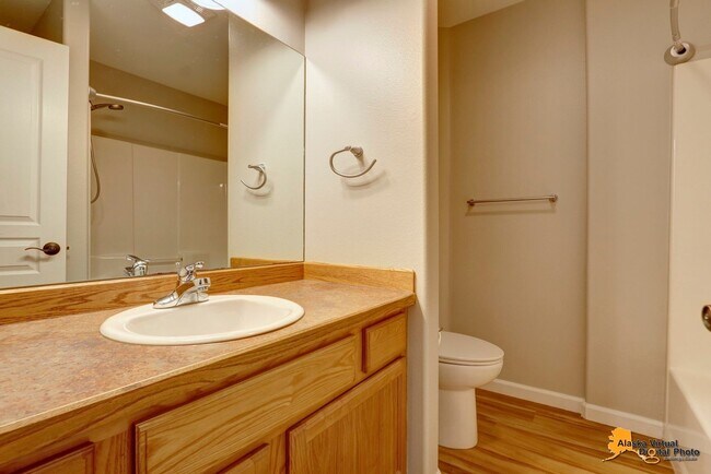 Building Photo - 8403 Duben Ave