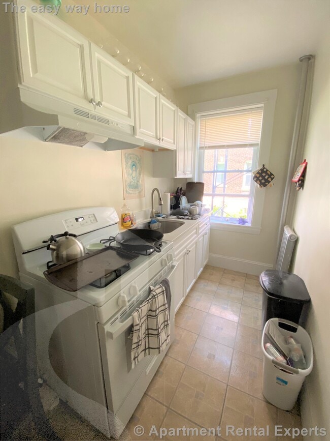 Building Photo - 157 Summer St