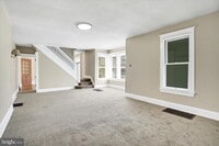 Building Photo - 319 N 2nd St