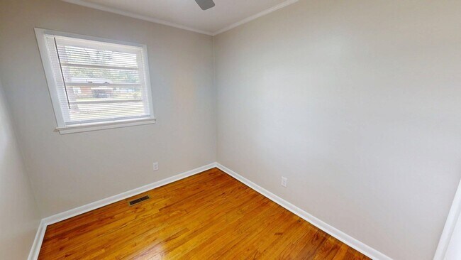 Building Photo - 1401 Magnolia St