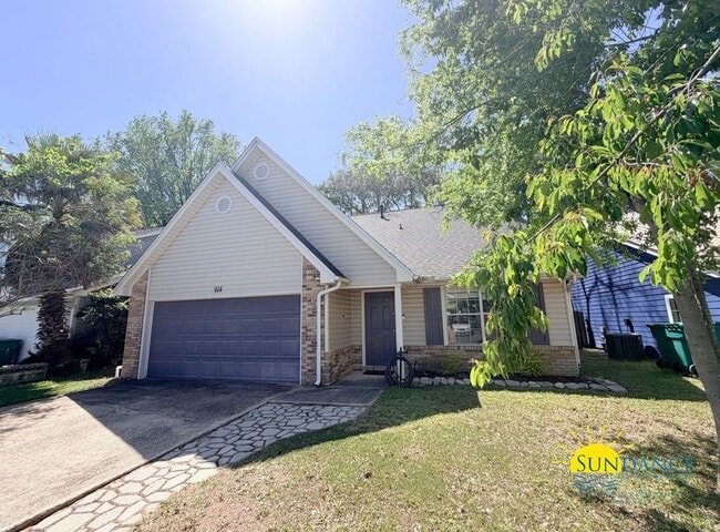 Building Photo - Spacious 4-Bedroom Cul-de-Sac Home Near Eglin AFB & Hurlburt Field!