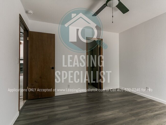 Building Photo - 2 Bed 2 Bath Garden Home in SW OKC's The R...