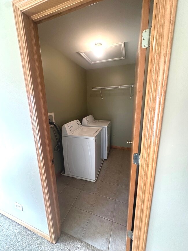 Building Photo - 3088 Serenity Ln