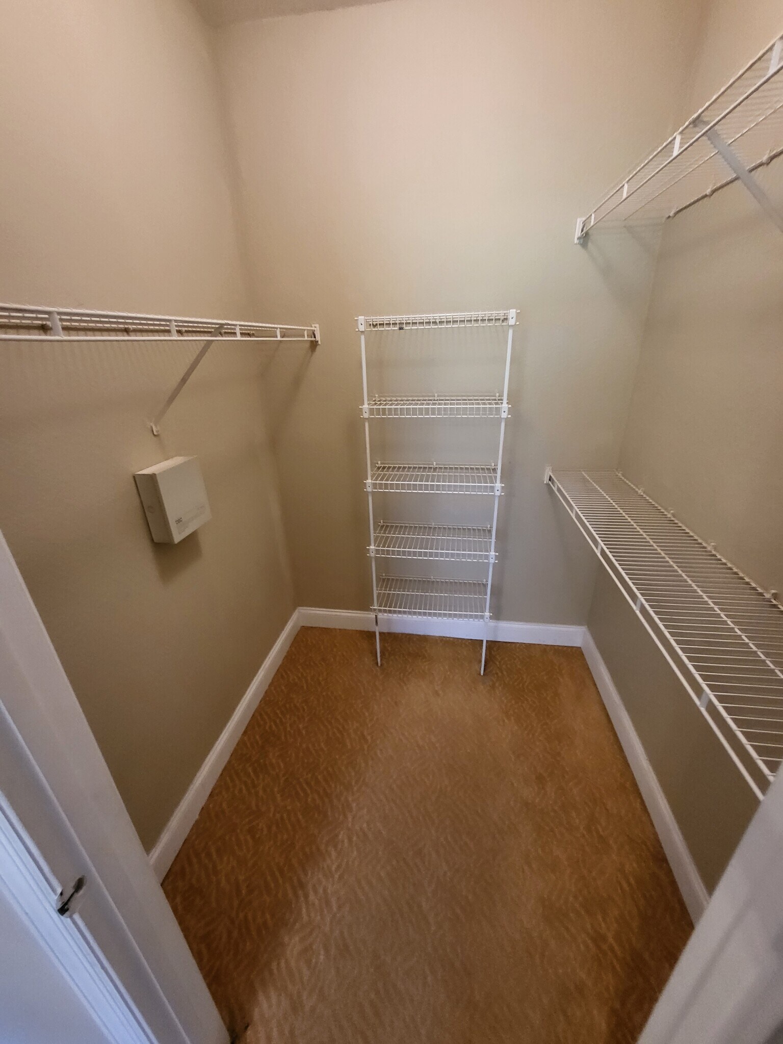Building Photo - 2598 Robert Trent Jones Dr