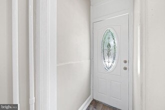 Building Photo - 2257 Ann St