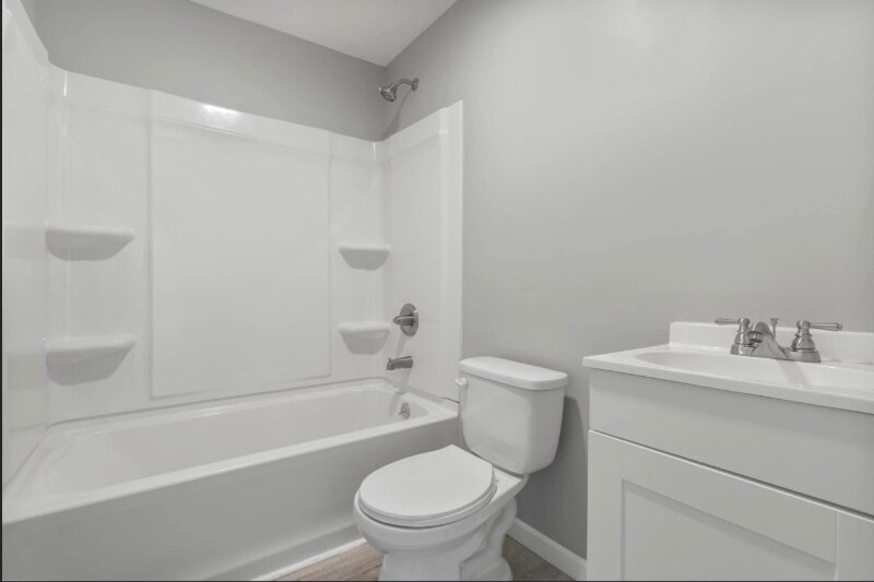 Building Photo - 4 Willington Ave