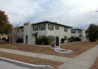 Building Photo - The Carl
