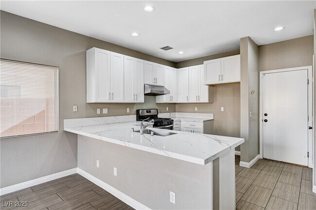 Building Photo - 9110 Rushing Wind Ave