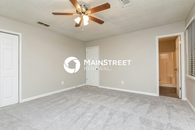 Building Photo - 4 Bedroom Pet-Friendly Home in Loganville, GA with Main Street Renewal