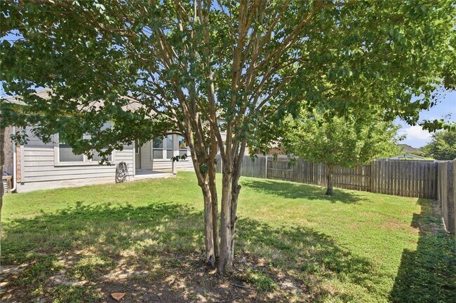 Building Photo - 2601 Rough Berry Rd