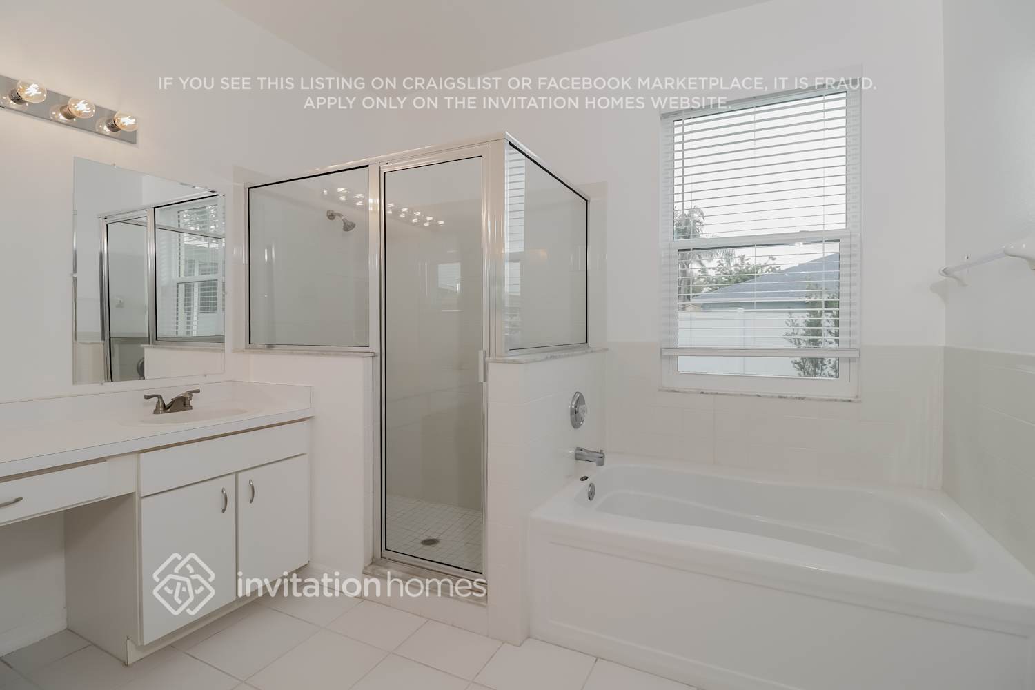 Building Photo - 3704 Golden Eagle Dr