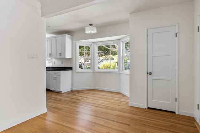 Dining area - 2451 22nd St