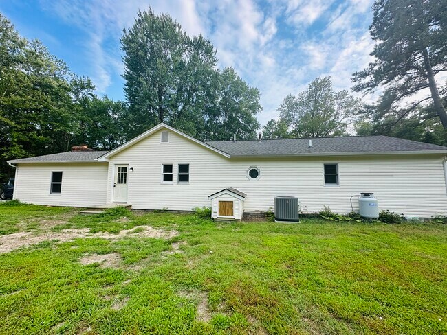 Building Photo - 8442 Wheeling Rd