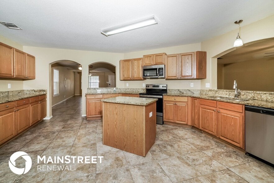 Building Photo - 10815 Indigo Creek