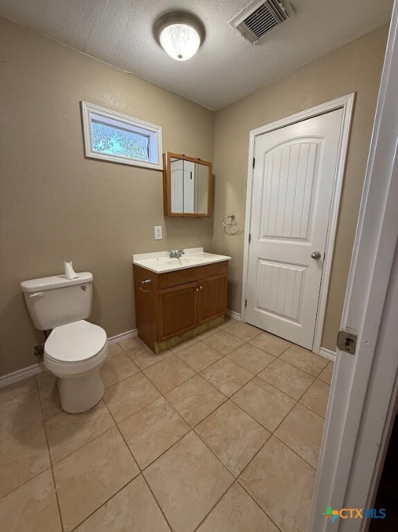 Building Photo - 784 Samuels St