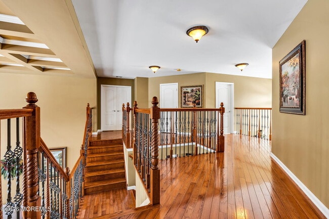 Building Photo - 24 Parkside Dr