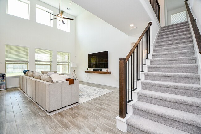 Building Photo - 4234 Redford Valley Rd