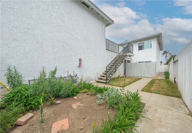 Building Photo - 16682 Blanton Lane