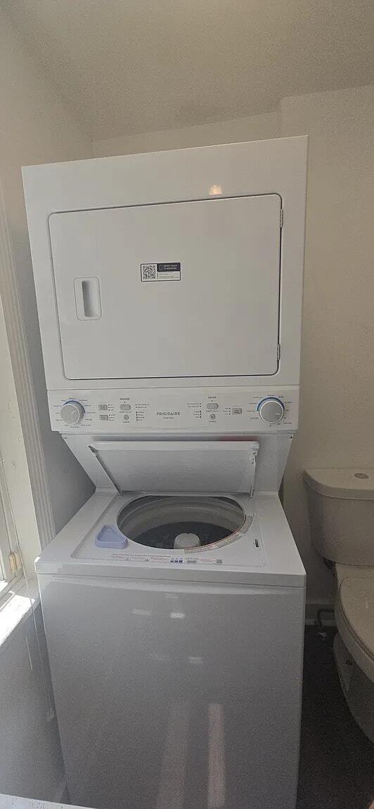 Building Photo - 58 Phoenix Ave