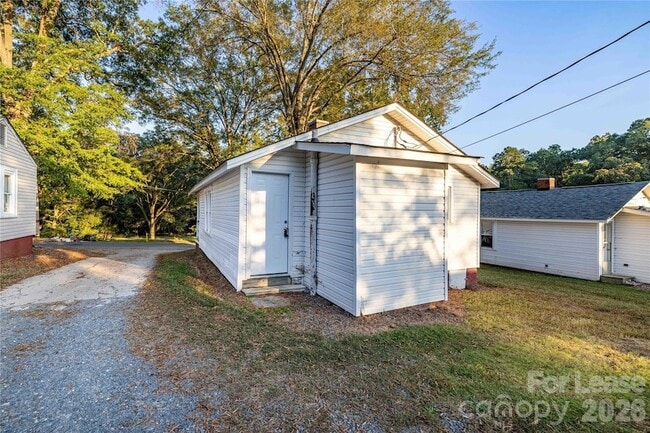 Building Photo - 109 Cleveland Ave