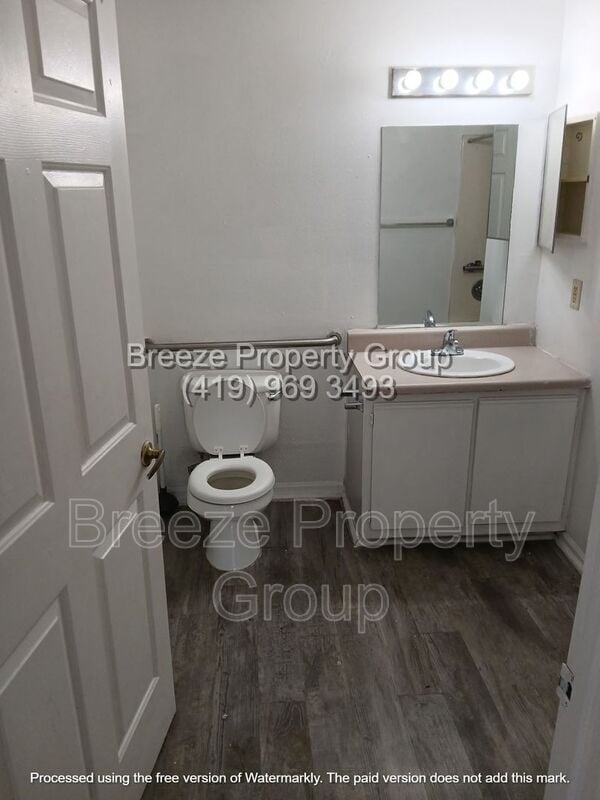 Building Photo - 501 Nova St