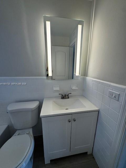 Building Photo - 1310 W 29th St