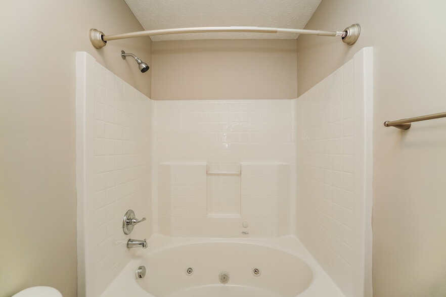 Building Photo - 1091 Drayson Dr