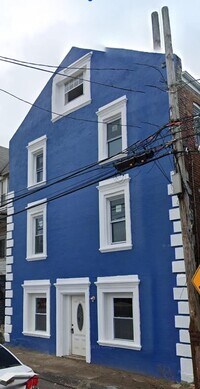Building Photo - 2346 Main St