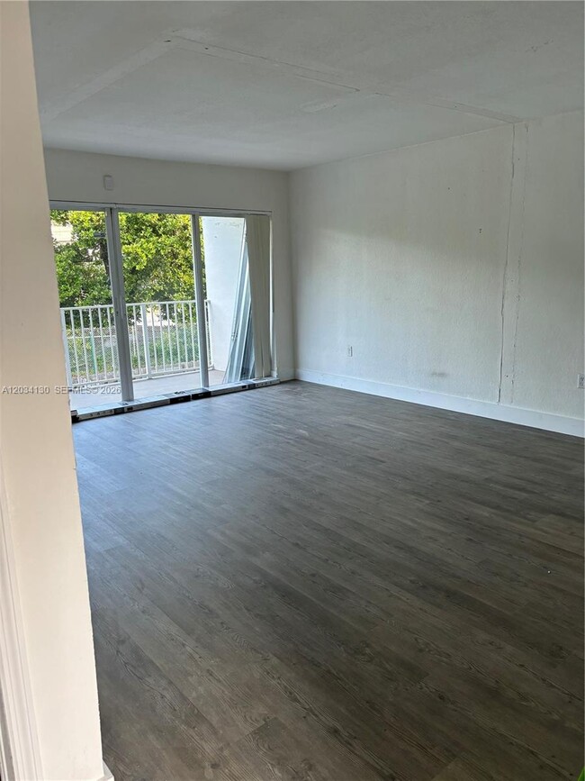 Building Photo - 7701 SW 88th St
