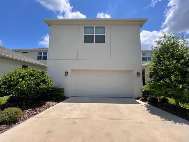 Building Photo - Gorgeous Furnished Home in Winter Garden!