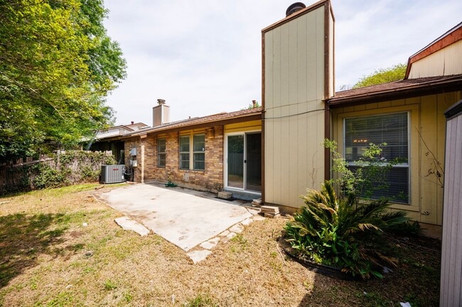 Building Photo - 11827 Gallery View St