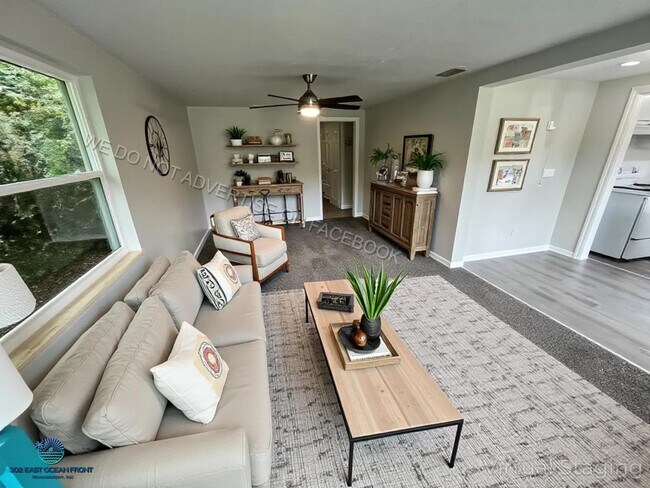 Building Photo - Lovely 3 Bedroom 1 Bathroom now available ...