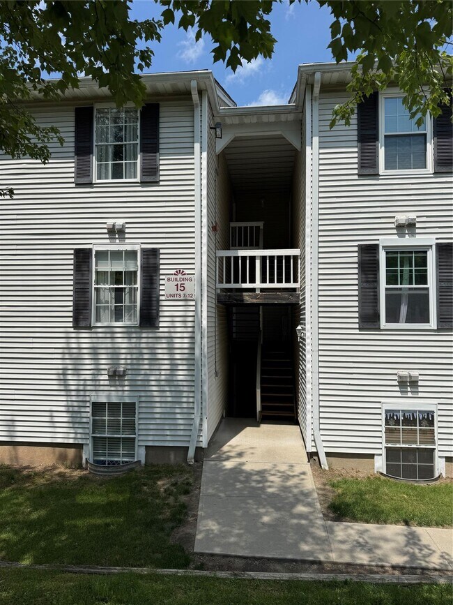 Primary Photo - 15 Lexington Hills Rd