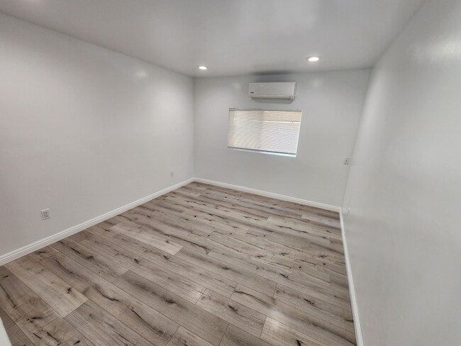 Building Photo - 13583 Correnti St