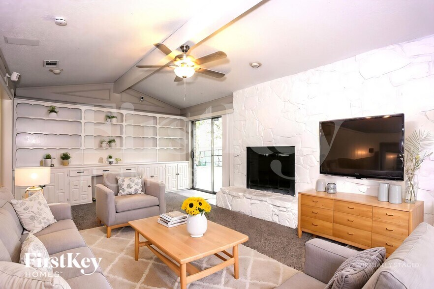 Building Photo - 4026 Cedar Creek Dr