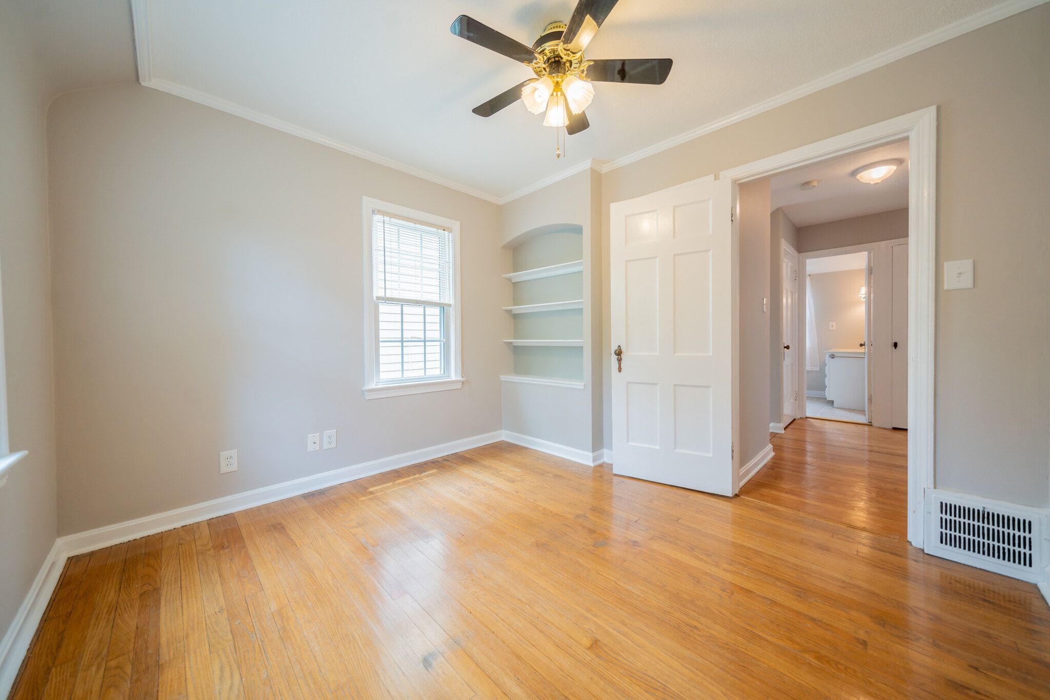 Building Photo - 1200 Brentwood Rd