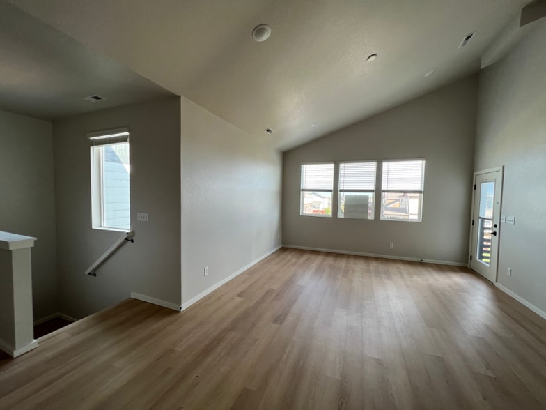 Building Photo - 1788 Iron Wheel Dr